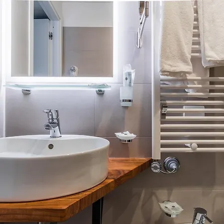 Vistaviva Bed & Breakfast 4*