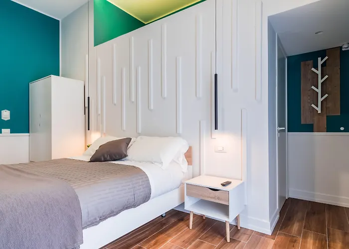 לינה וארוחת בוקר Vistaviva נאפולי